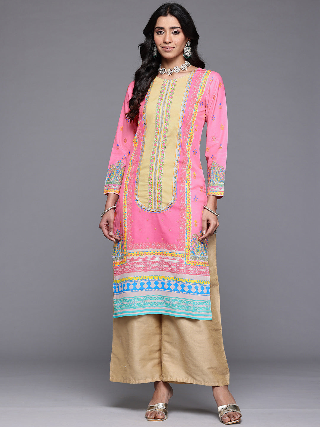 Ahalyaa Paisley Printed Gotta Patti Crepe Kurta