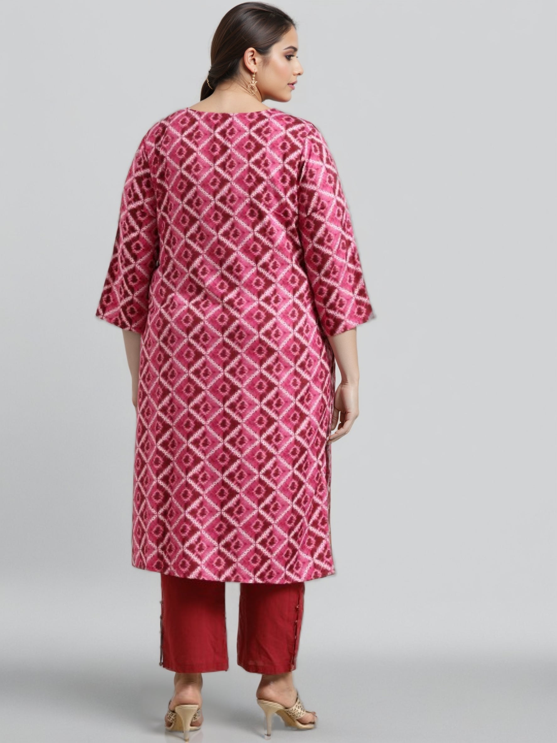 Floral Printed Sweetheart Neck Straight Kurta