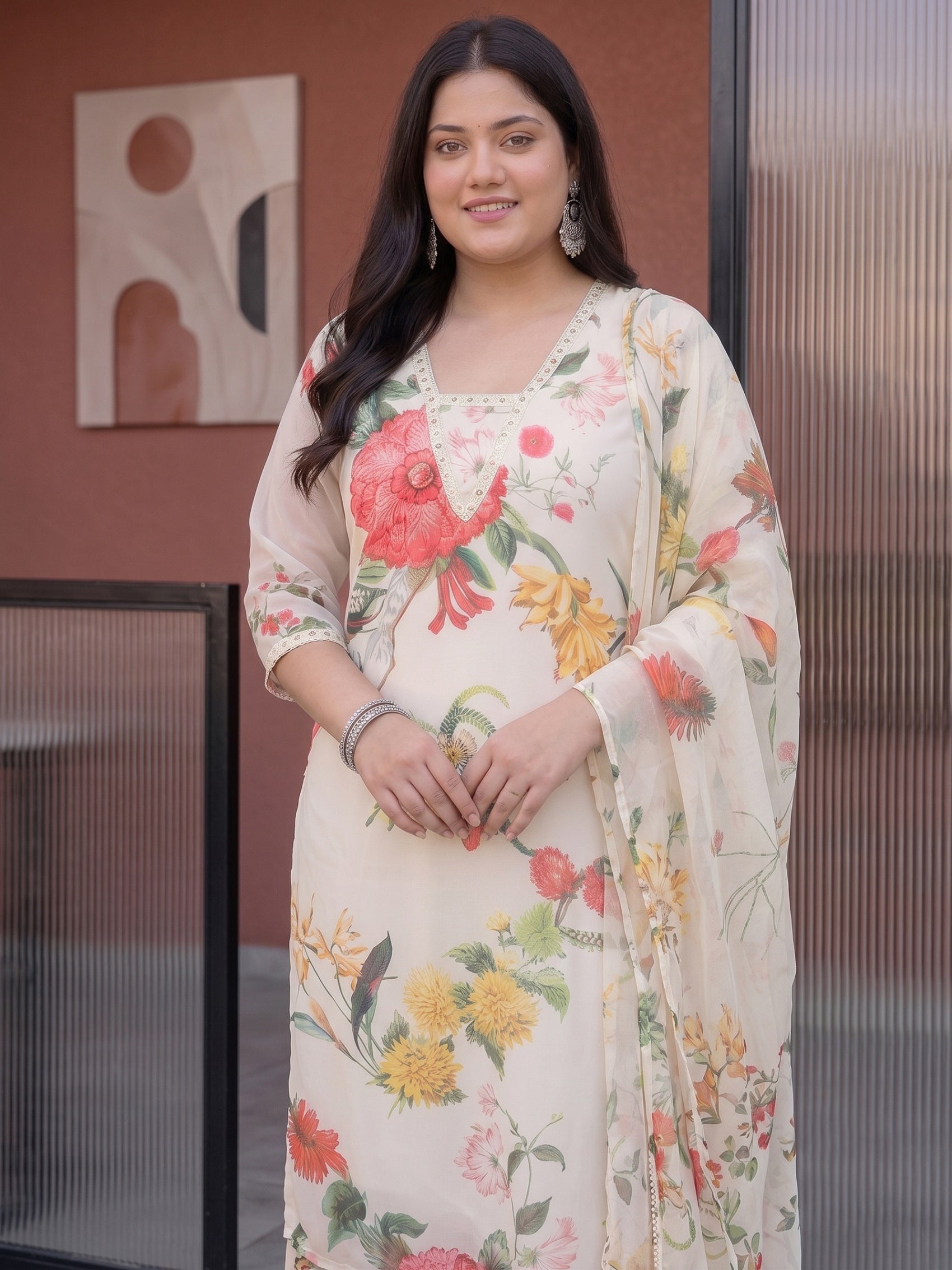 Women Floral Printed Regular Kurta with Palazzos & With Dupatta
