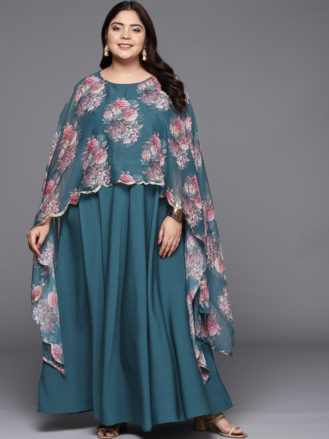 Green Printed Plus Size Maxi Ethnic Dress with Cape