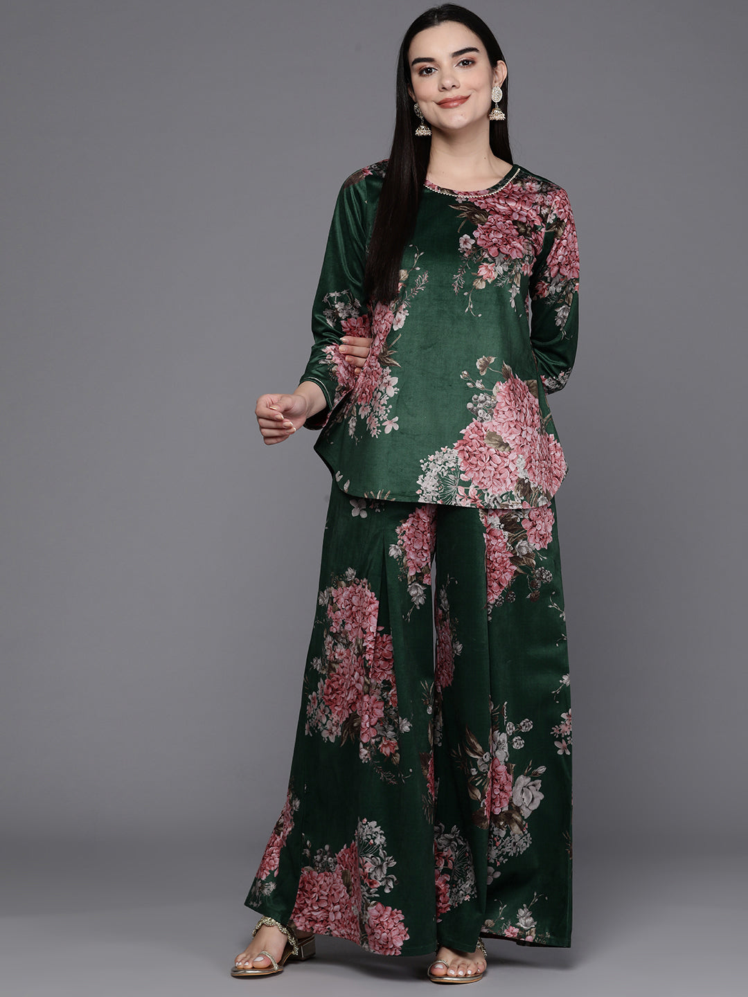Women Floral Printed Velvet Tunic with Palazzos