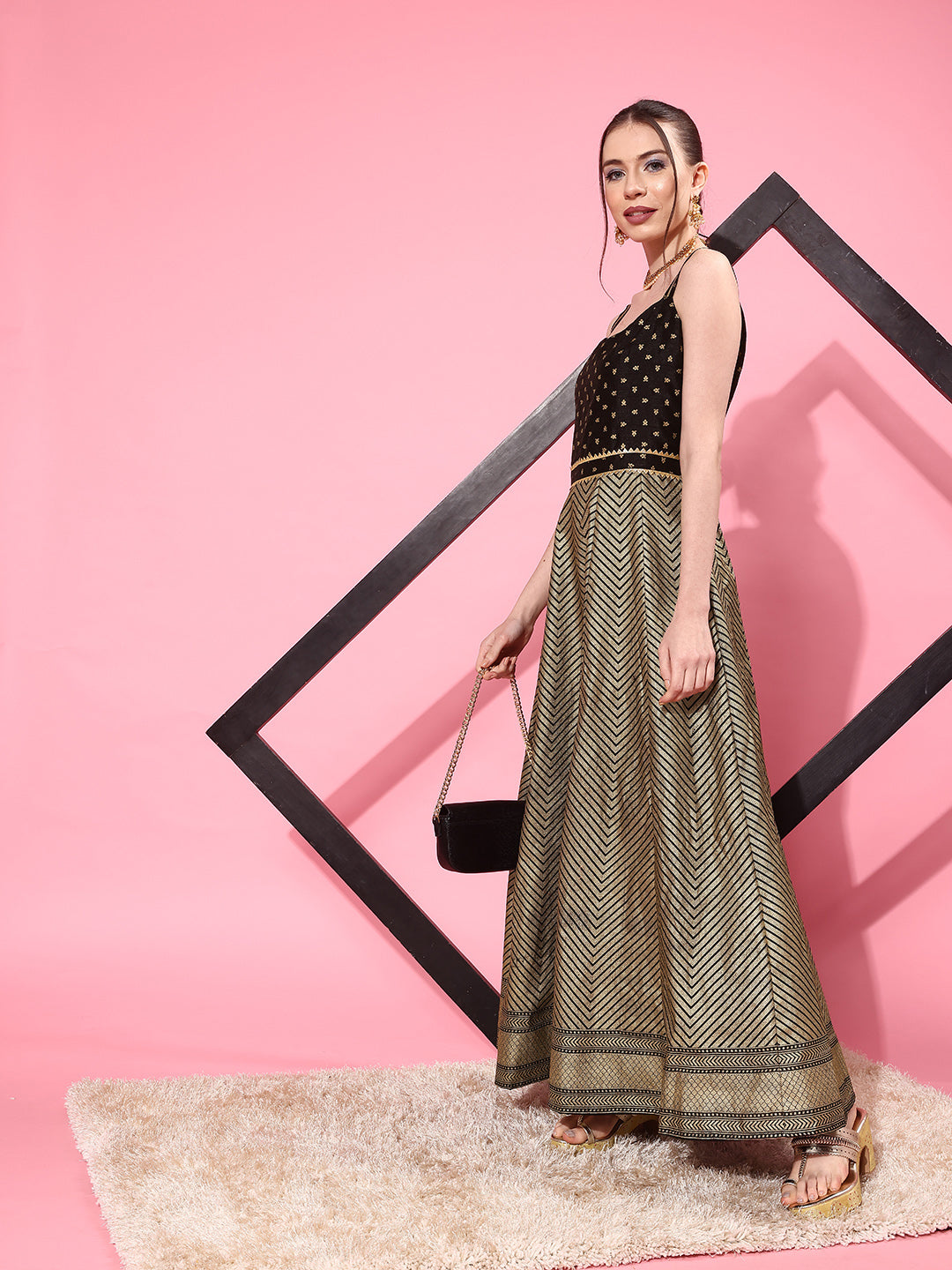 Black & Gold Chevron Printed Maxi Ethnic Dress Black & Gold Chevron Printed Maxi Ethnic Dress