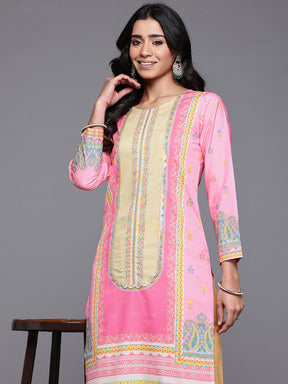 Ahalyaa Paisley Printed Gotta Patti Crepe Kurta