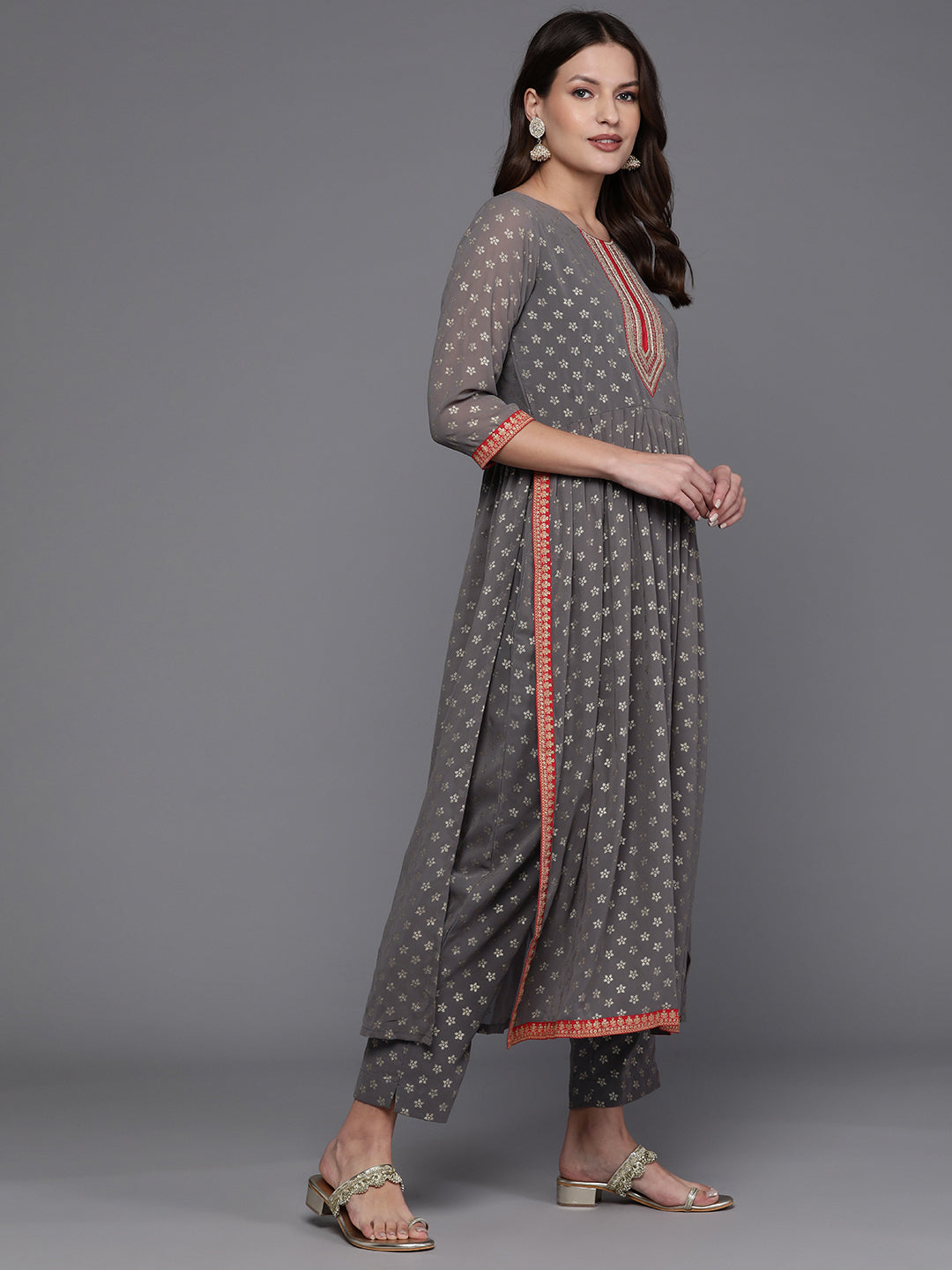 Women Ethnic Motifs Printed Pleated Sequinned Kurta with Trousers