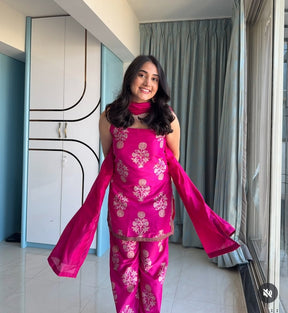 Green Floral Printed Gotta Patti Kurta with Palazzos