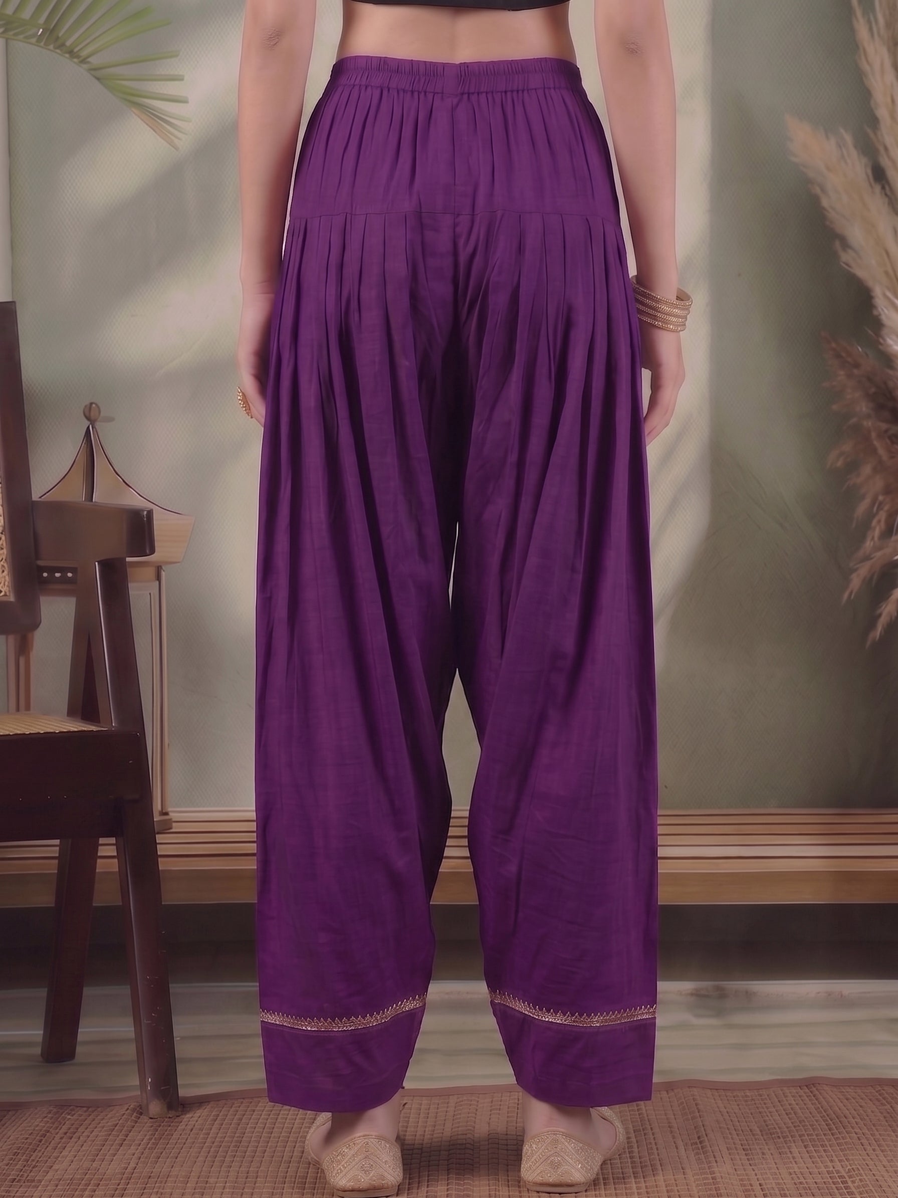 Women Loose Fit Silk Salwar