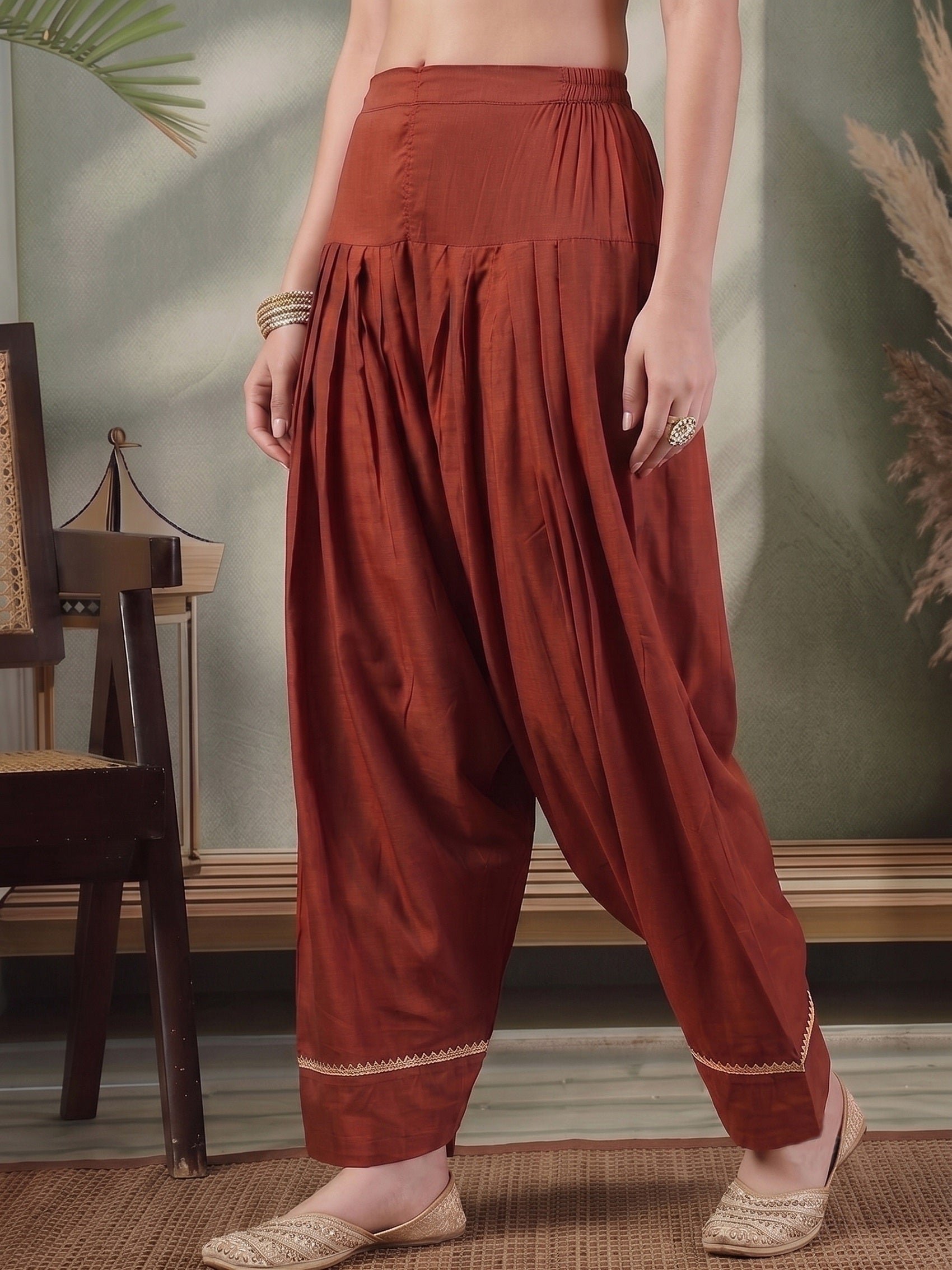 Women Loose Fit Silk Salwar