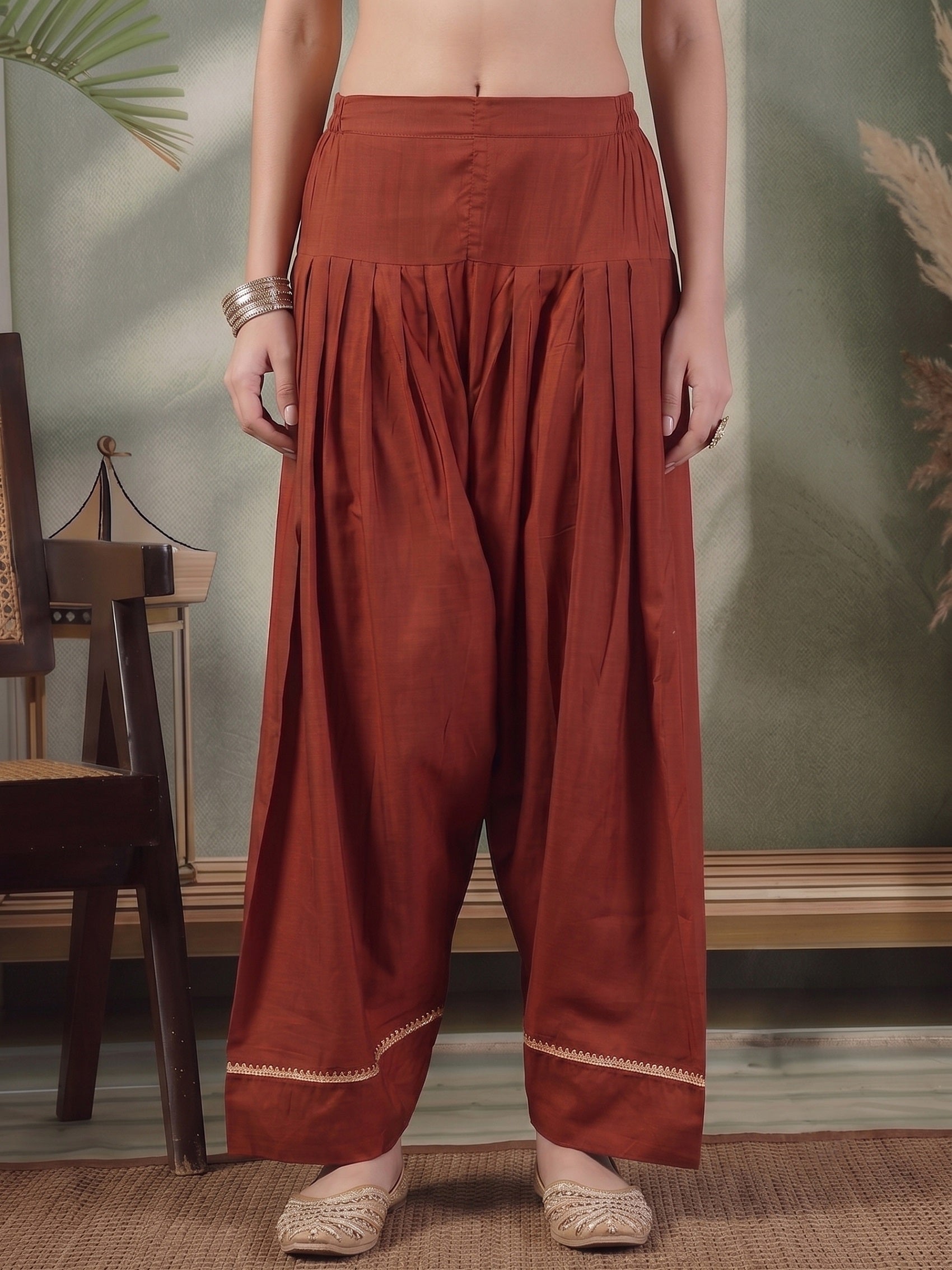 Women Loose Fit Silk Salwar