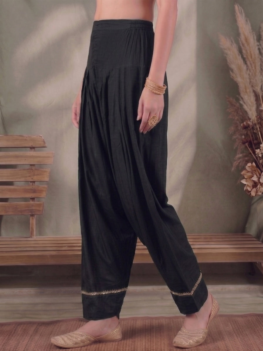 Women Loose Fit Silk Salwar