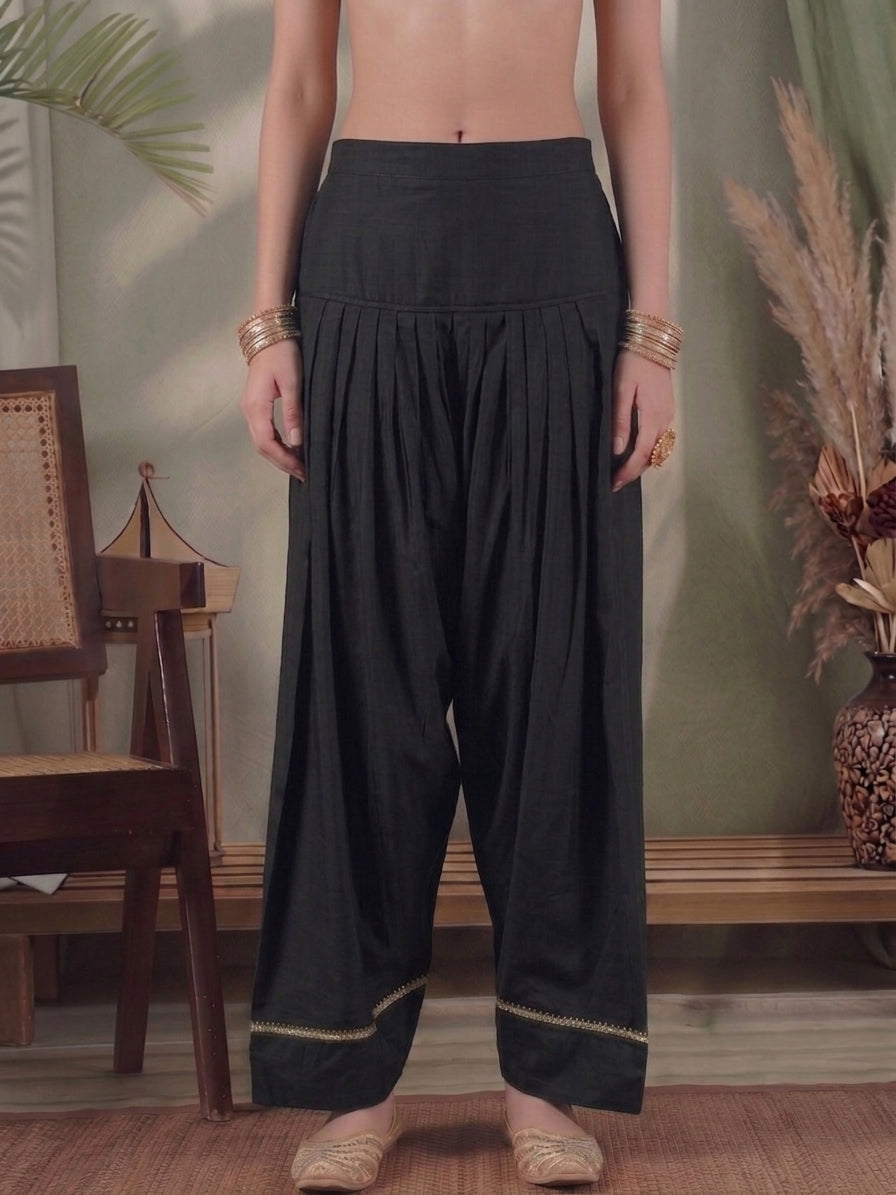Women Loose Fit Silk Salwar