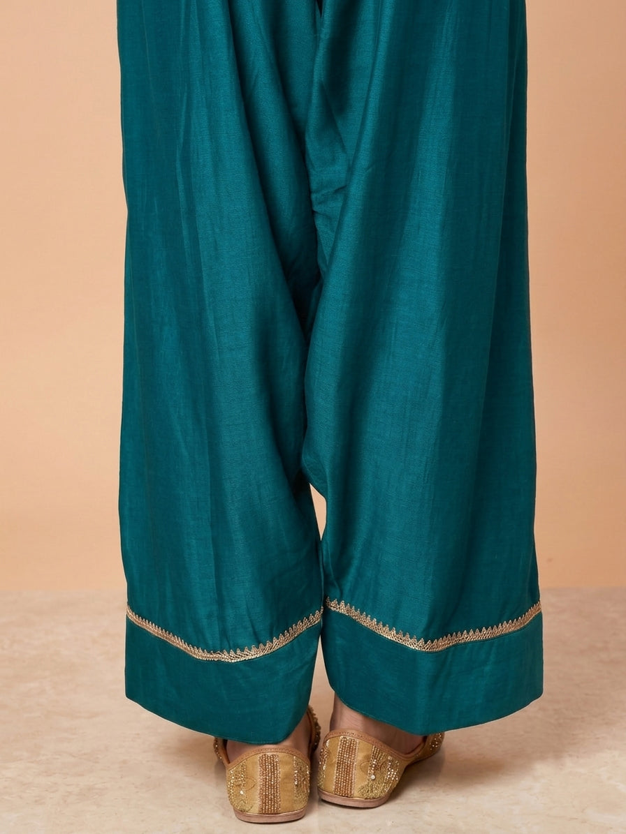 Women Loose Fit Silk Salwar