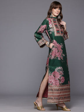 Ahalyaa Women Floral Printed Sequinned Floral Kurta
