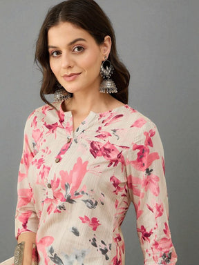 Women Floral Printed Daily Cotton Straight Kurta