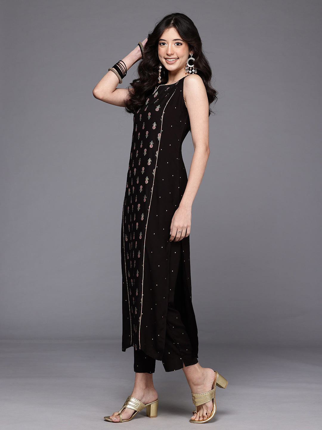 Floral Printed Panelled Kurta with Trousers