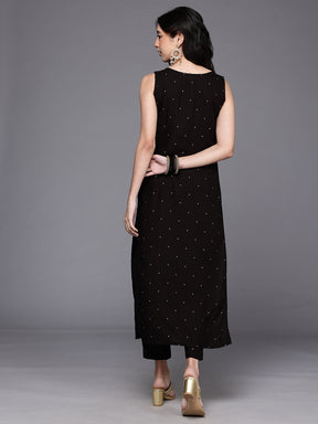 Floral Printed Panelled Kurta with Trousers