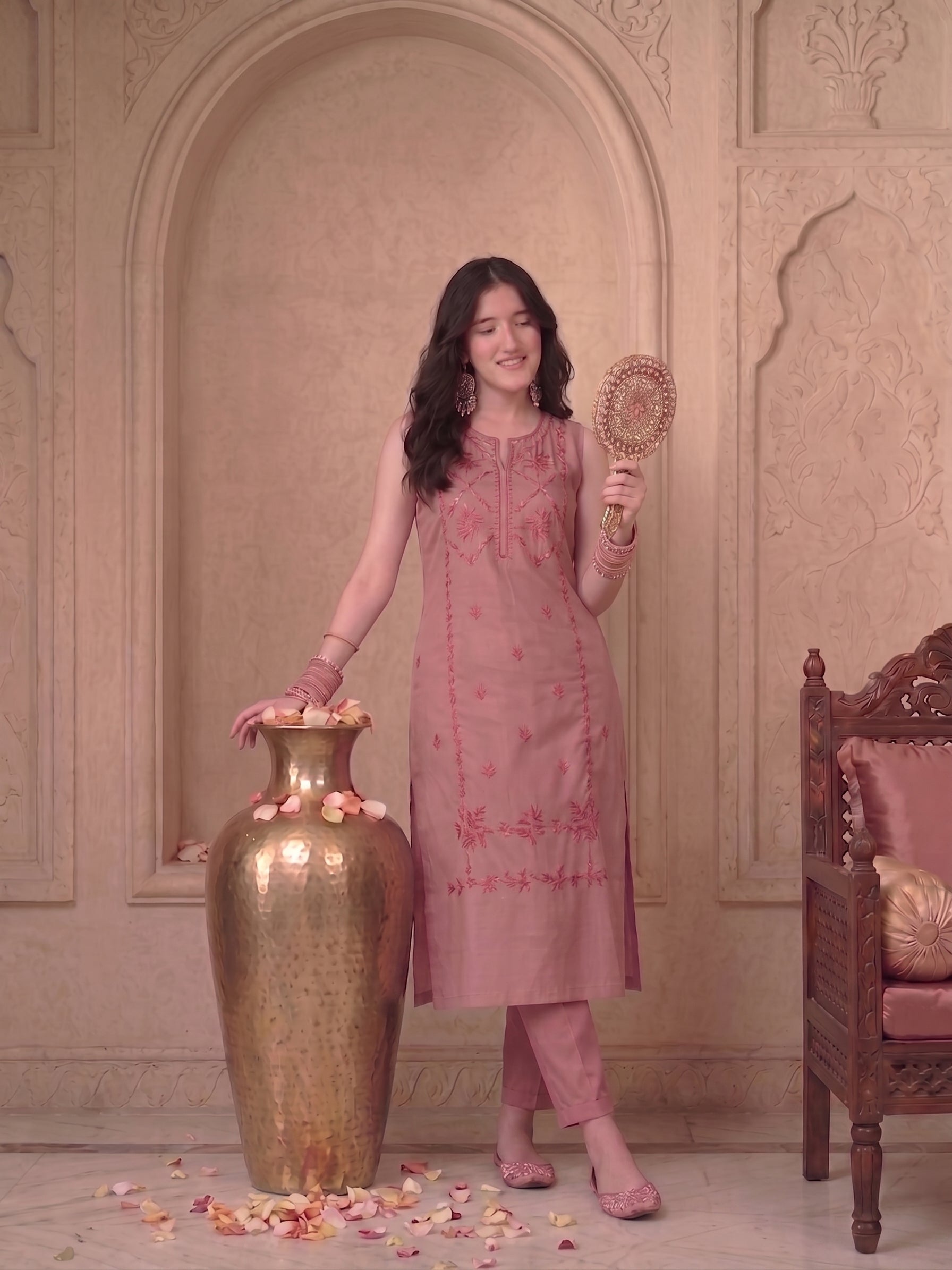 Women Ethnic Motifs Embroidered Regular Thread Work Kurta with Trousers