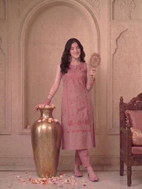Women Ethnic Motifs Embroidered Regular Thread Work Kurta with Trousers