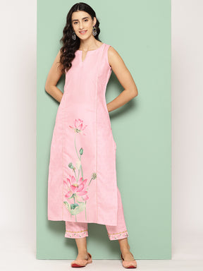 Pink Floral Printed Panelled Gotta Patti Pure Cotton Kurta with Trousers