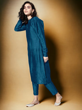 Round Neck Puffed Sleeves Kurta with Trousers