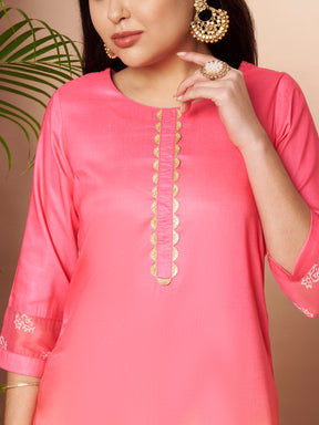 Women Ombre Dyed Regular Gotta Patti Kurta with Trousers & With Dupatta