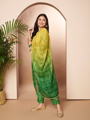 Women Regular Thread Work Kurta with Patiala & With Dupatta