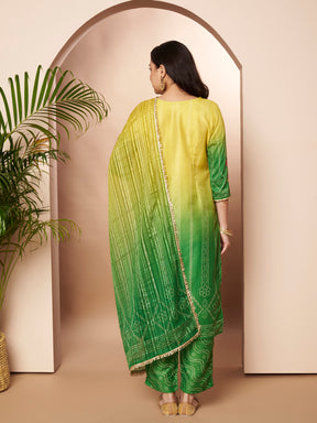 Women Regular Thread Work Kurta with Patiala & With Dupatta