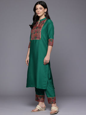 Ethnic Motifs Yoke Design Gotta Patti Kurta with Trousers & Dupatta