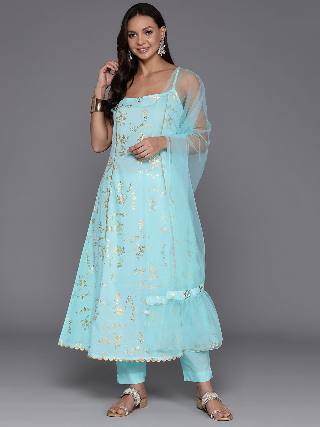 Women Floral Printed Panelled Gotta Patti Pure Cotton Kurta with Trousers & With Dupatta