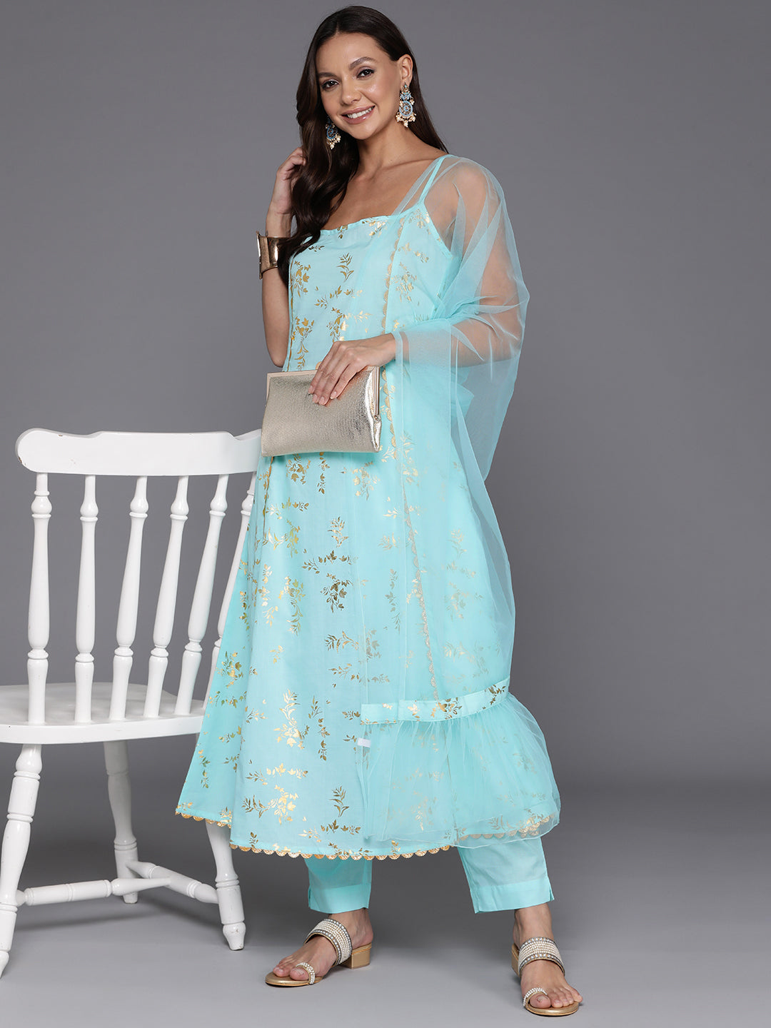 Women Floral Printed Panelled Gotta Patti Pure Cotton Kurta with Trousers & With Dupatta