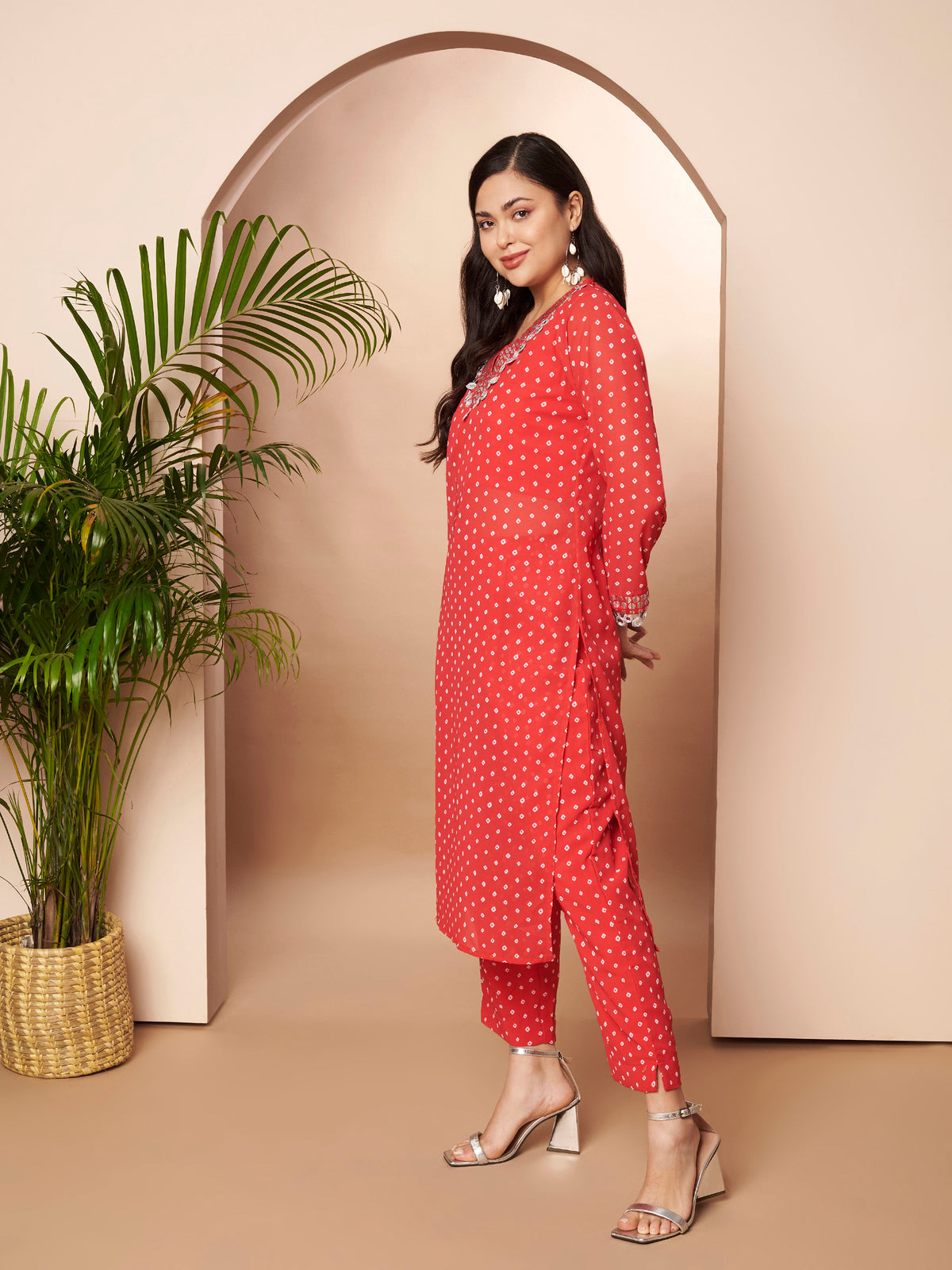 Women Ethnic Motifs Printed Regular Mirror Work Kurta with Trousers