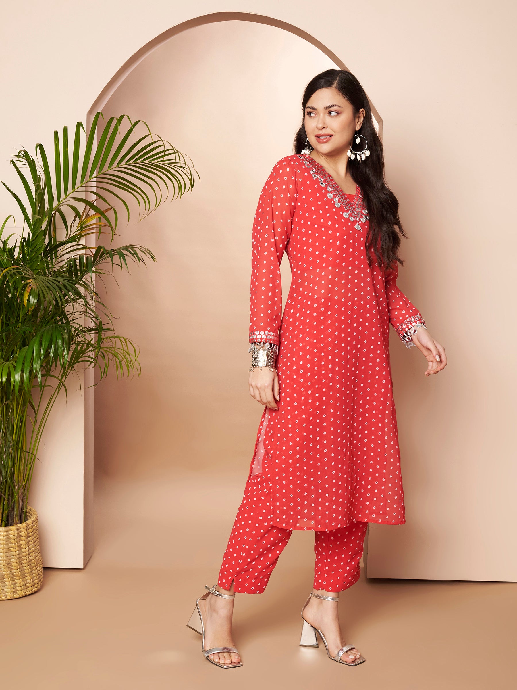 Women Ethnic Motifs Printed Regular Mirror Work Kurta with Trousers