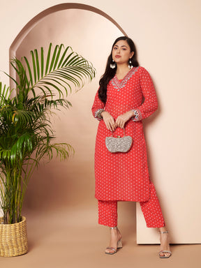 Women Ethnic Motifs Printed Regular Mirror Work Kurta with Trousers