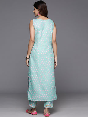 Floral Printed Panelled Gotta Patti Kurta with Trousers