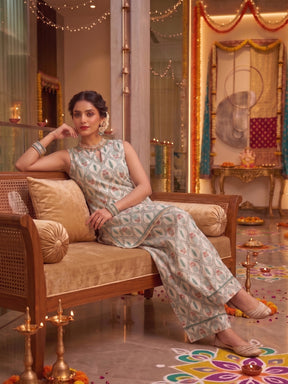Women Ethnic Motifs Printed Regular Kurta with Palazzos