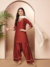 Women Regular Kurti with Farshi Salwar & Dupatta