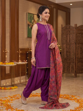 Women Floral Regular Thread Work Kurta with Patiala & With Dupatta