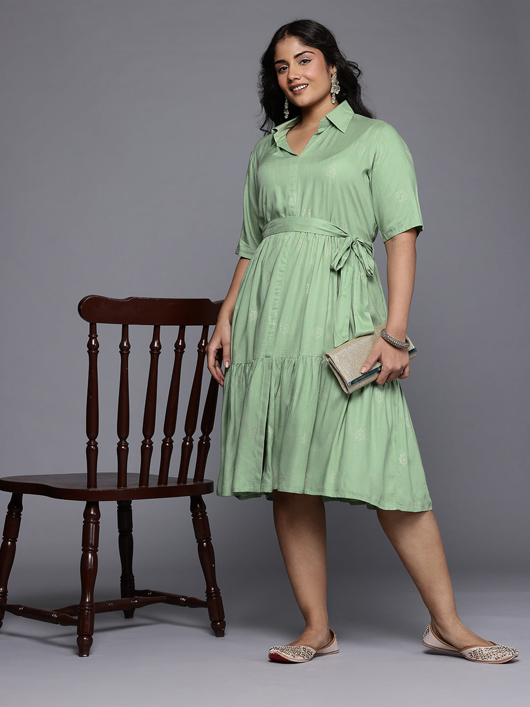 Floral Printed Cut-Away Collar Belted Maxi Dress