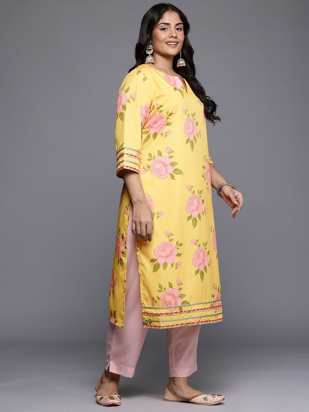 Plus Size Floral Printed Gotta Patti Regular Crepe Kurta