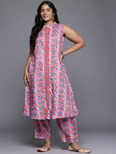 Plus Size Floral Printed Gotta Patti Straight Kurta with Trousers