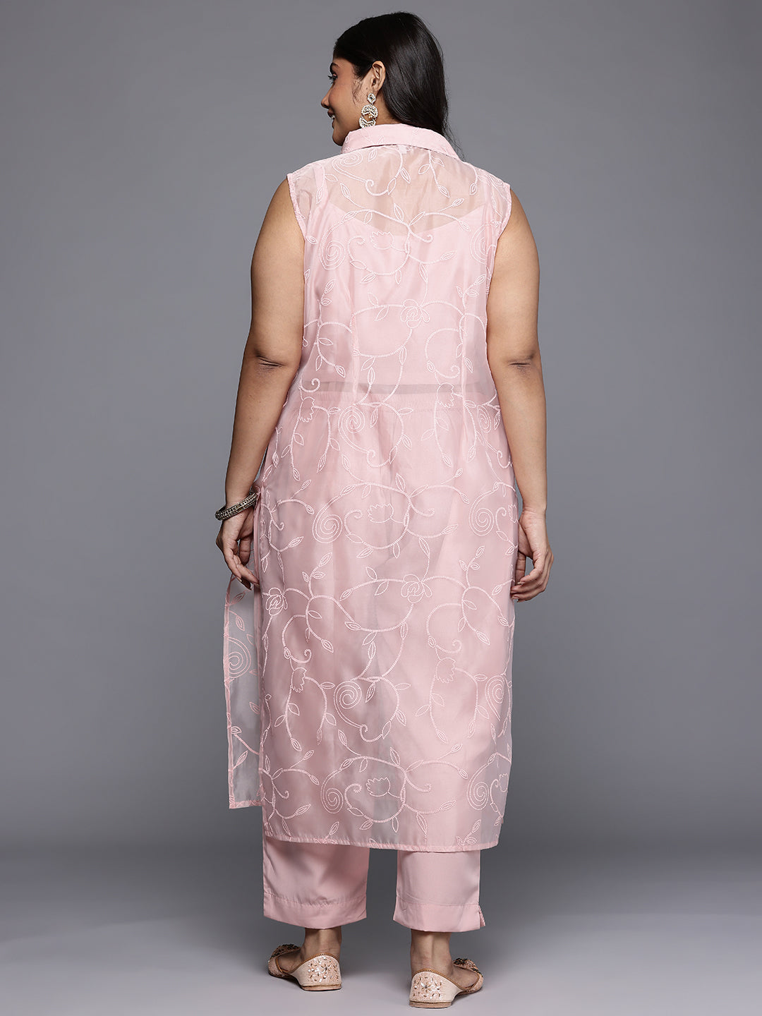 Plus Size Floral Embroidered Shirt Collar Regular Kurta with Trousers