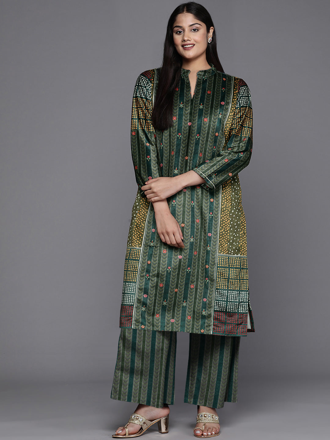 A PLUS BY AHALYAA Women Printed Regular Gotta Patti Velvet Kurta with Palazzos