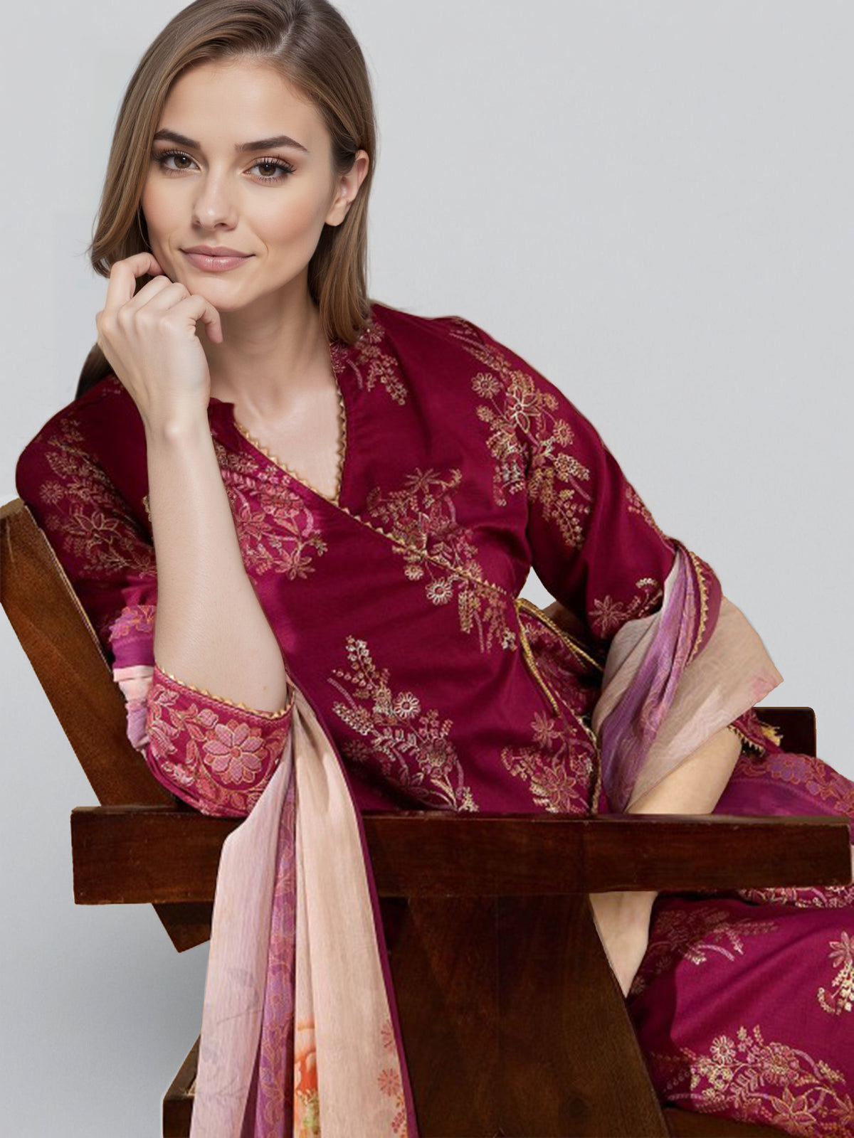 Women Floral Printed Kurta with Trousers & Dupatta