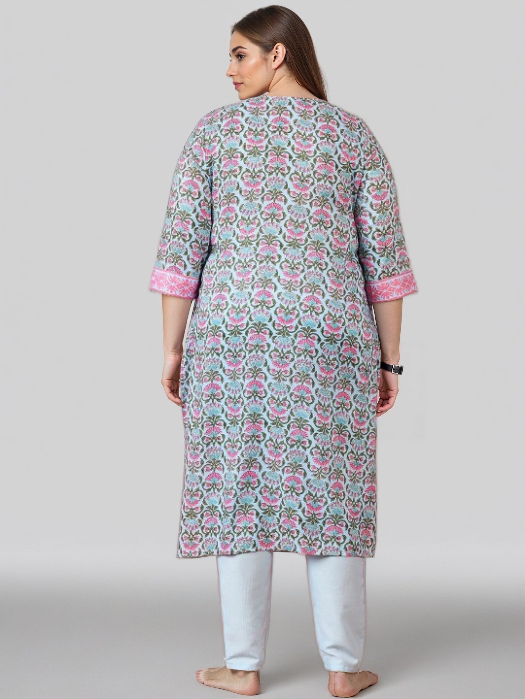 Floral Printed V-Neck Straight Kurta With Trousers