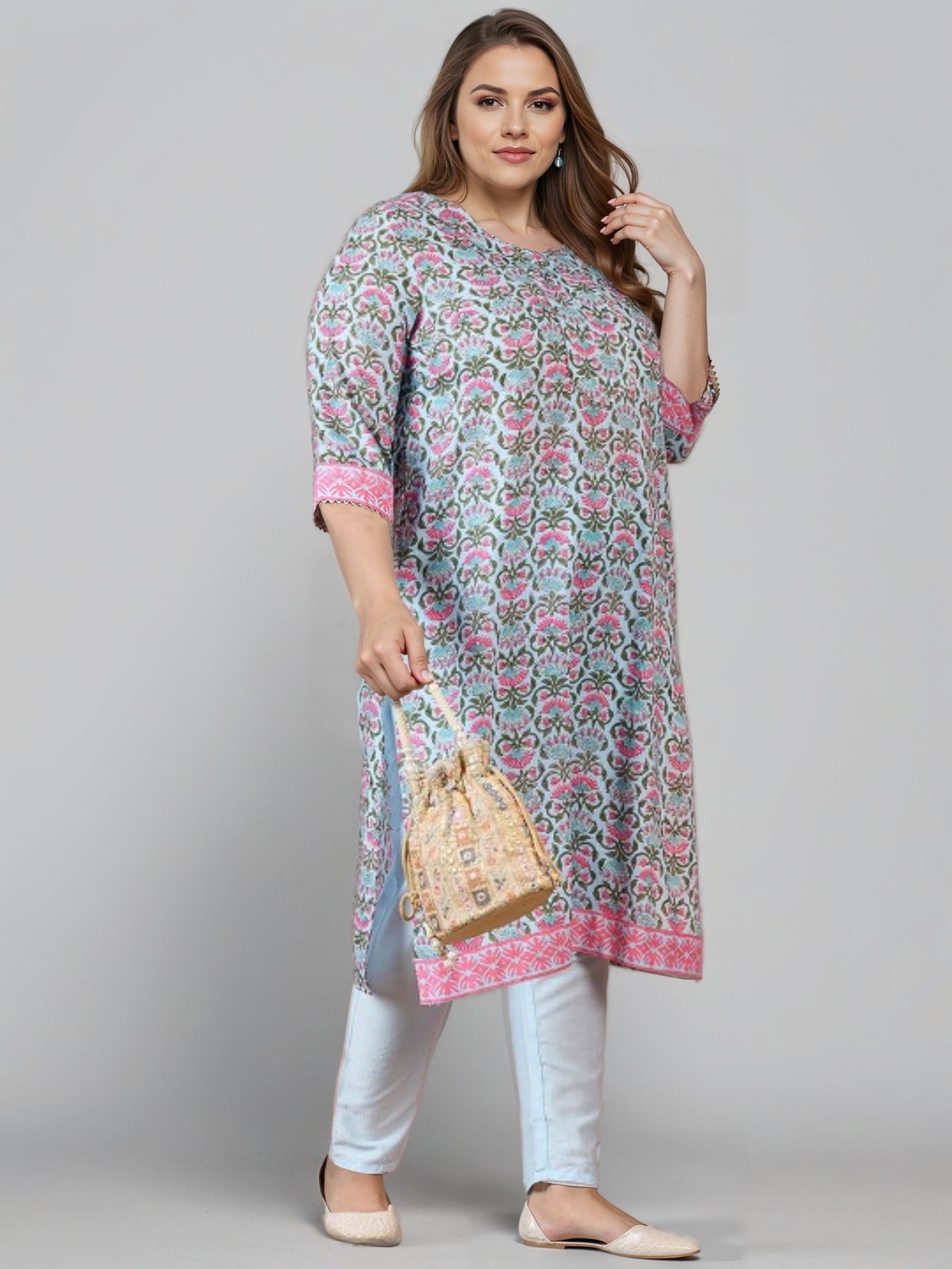Floral Printed V-Neck Straight Kurta With Trousers