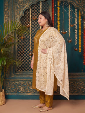 Women Ethnic Motifs Printed Regular Kurta with Trousers & With Dupatta