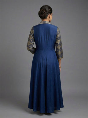 Printed Round Neck Empire Ethnic Dresses