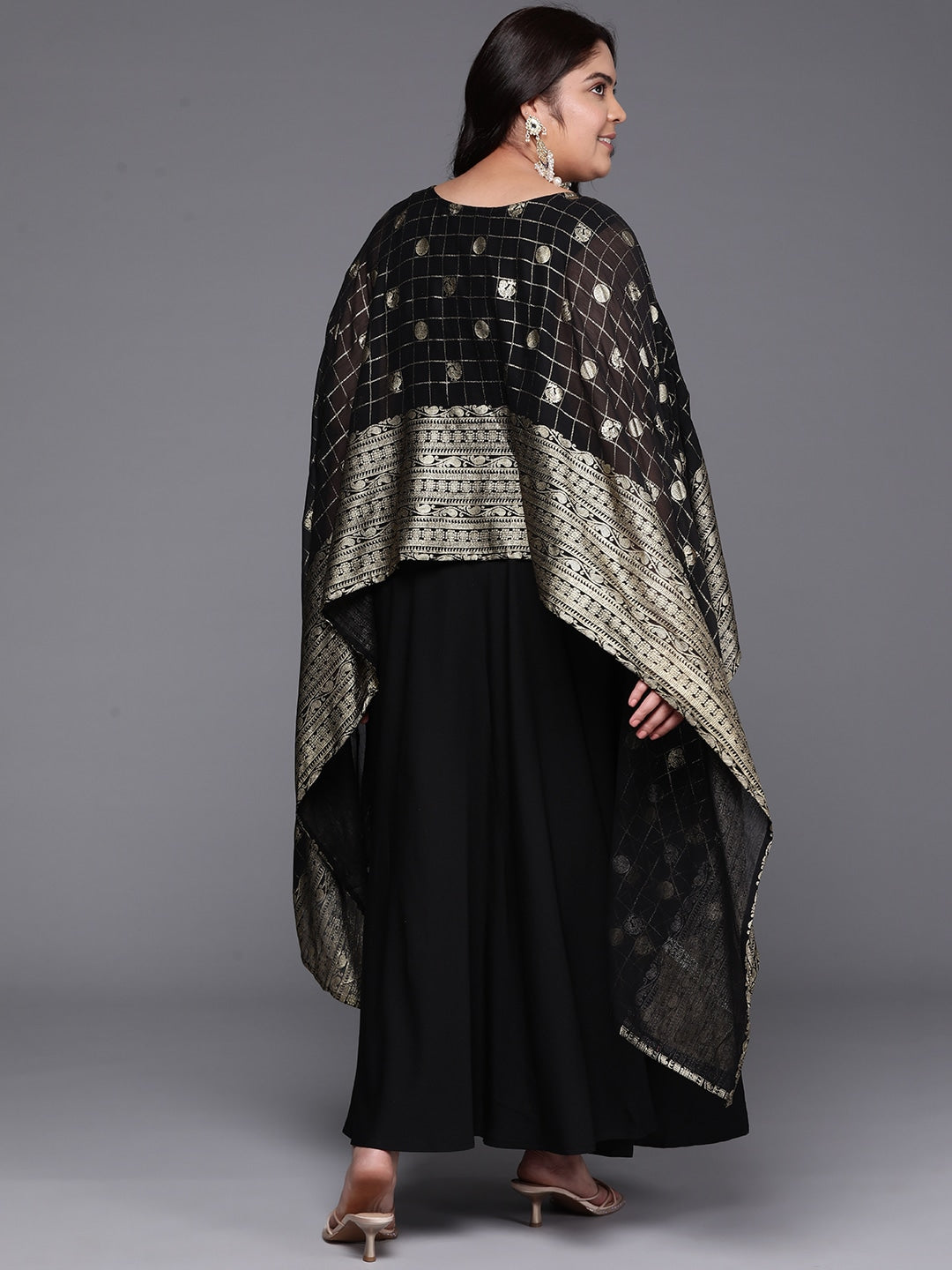 Plus Size Checked Cape Sleeves Layered Ethnic Gown