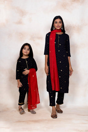Black & Red Printed Girl's Kurta Sets