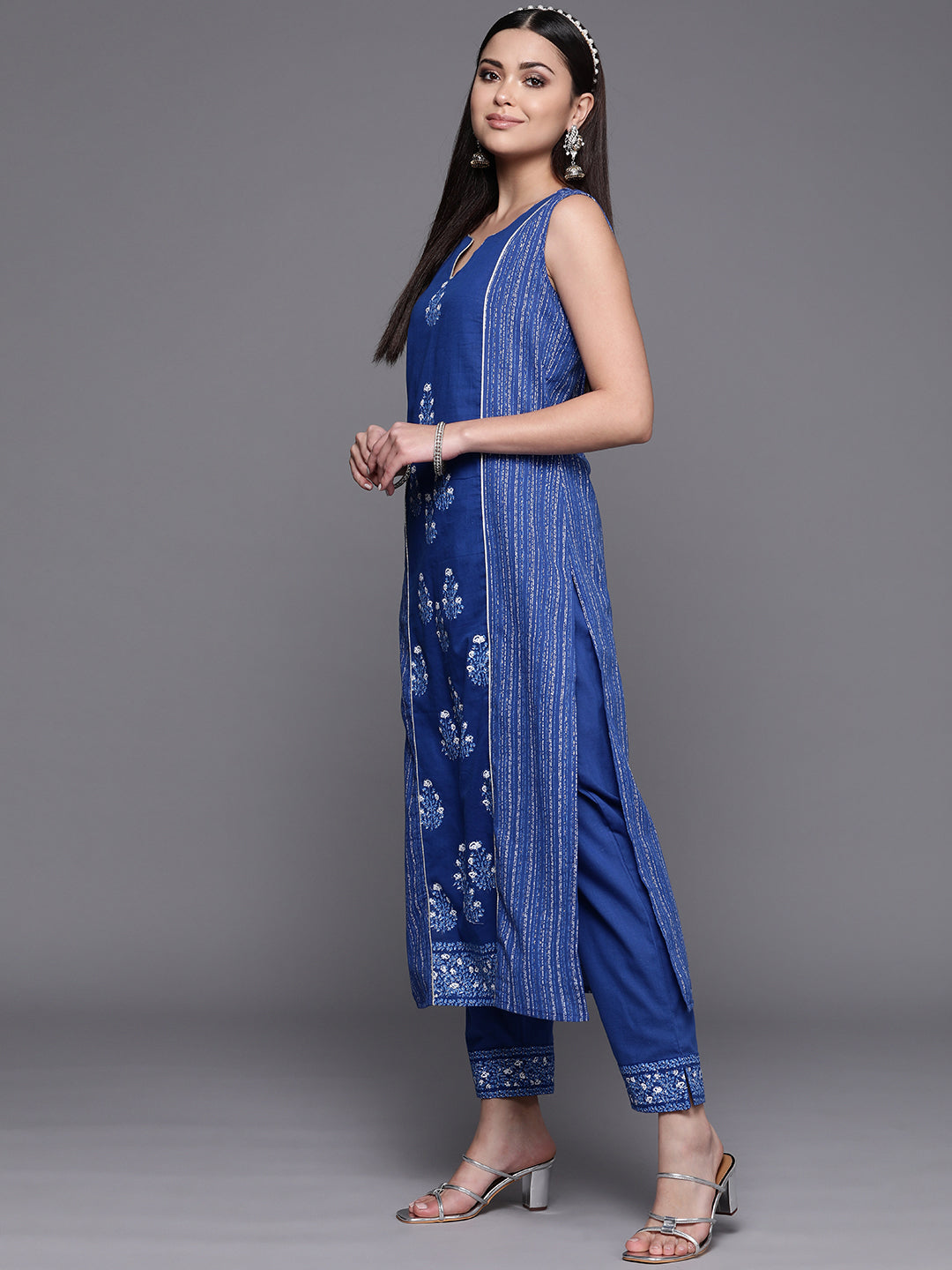 Blue Floral Printed Pure Cotton Kurta with Trousers