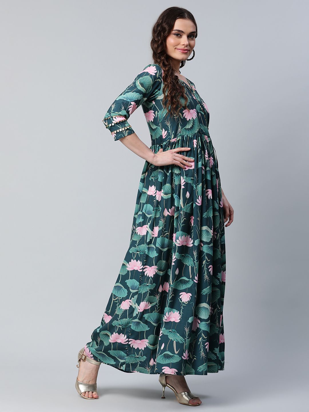 Ahalyaa Women Dark Green Crepe Digital Print Dress